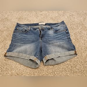 Torrid Jean Shorts Size 16